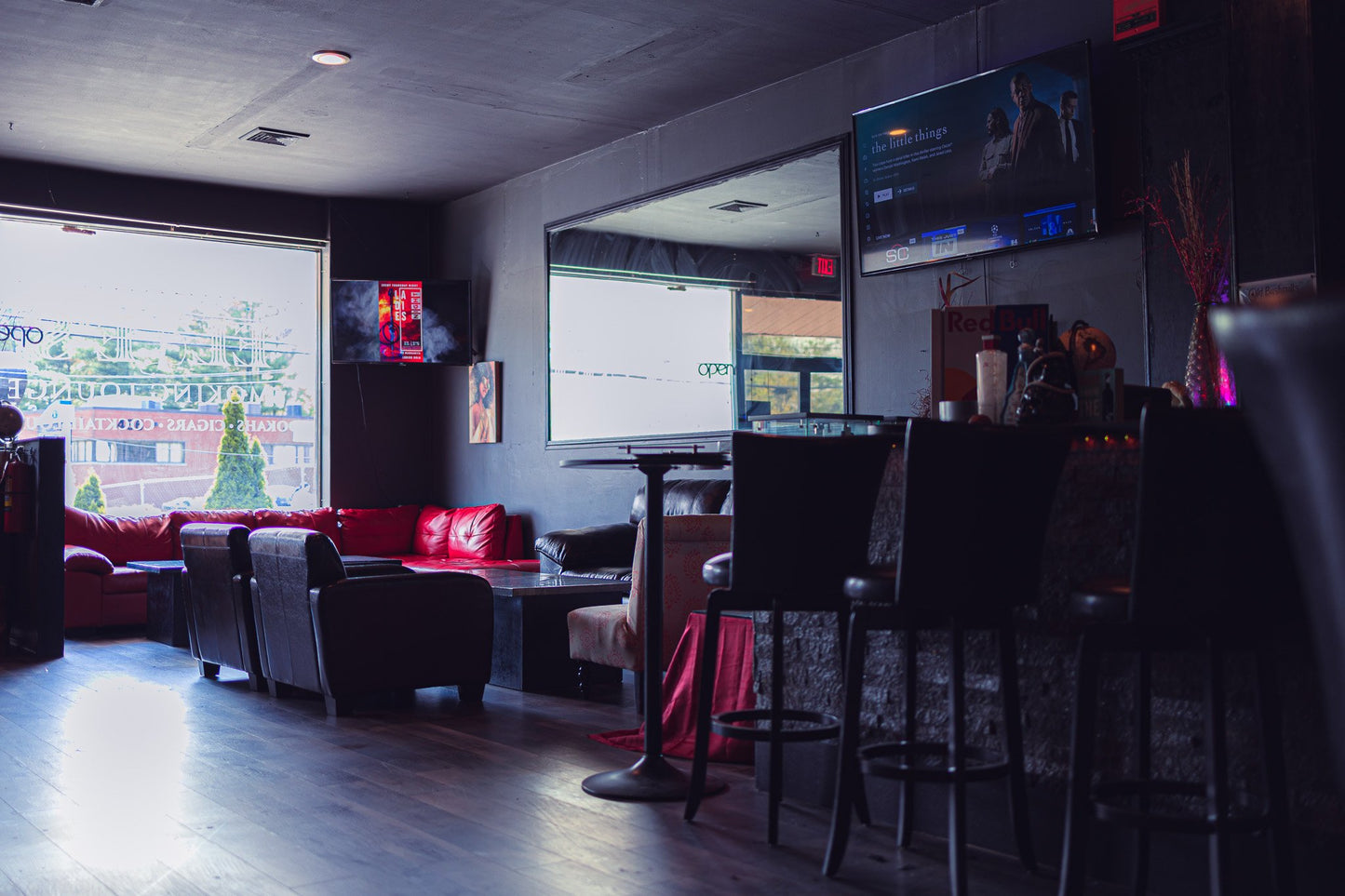 Elie's Smoking Lounge - Nashua, NH